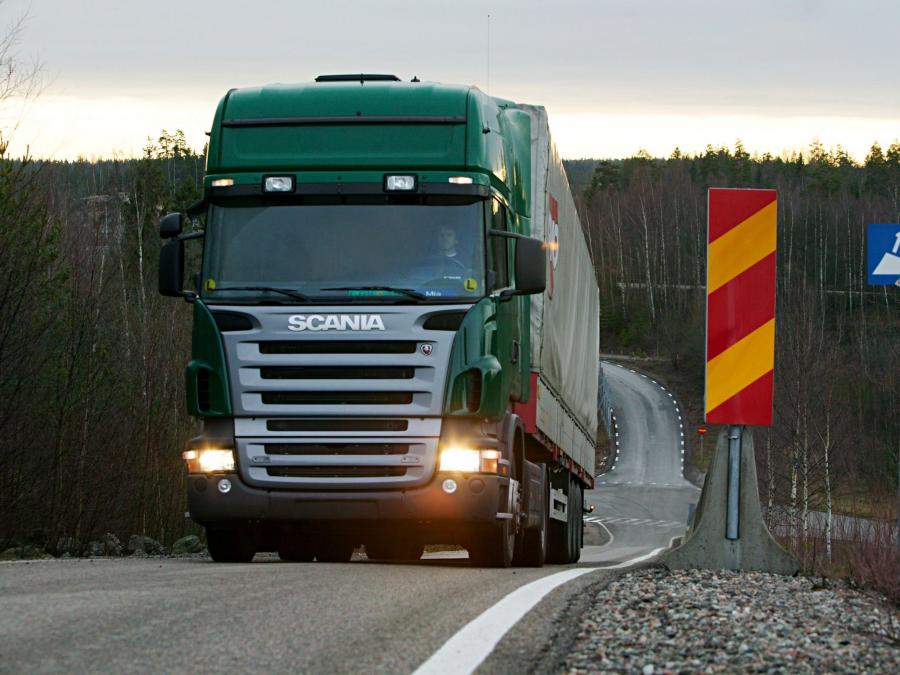  Scania R470 4x2 Topline 2004 года  (фото 3 из 3)